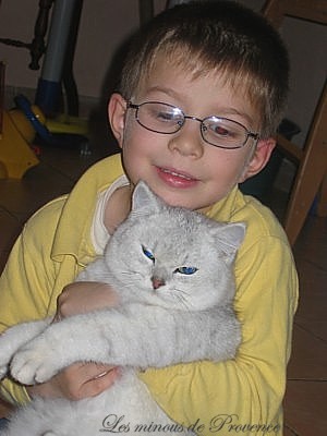 Mon fils  et Vasy, a l'age de 7 mois